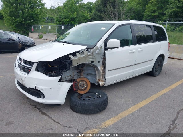 Dodge Grand Caravan Crew 2017 2C4RDGDG3HR597125 Image 2