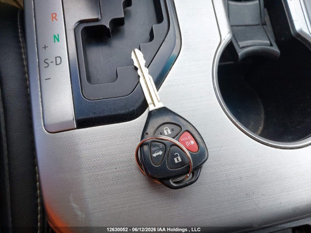 4T1BF1FK5EU790235 Toyota CAMRY SE