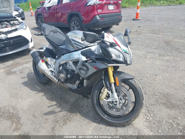 Aprilia Tuono V4 1100 Rr 2016 ZD4TYU00XGS000166 головне зображення