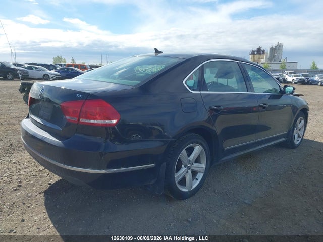 2013 Volkswagen Passat Se მანქანა იყიდება აუქციონზე, vin: 1VWBN7A38DC112896, აუქციონის ნომერი: 12630109