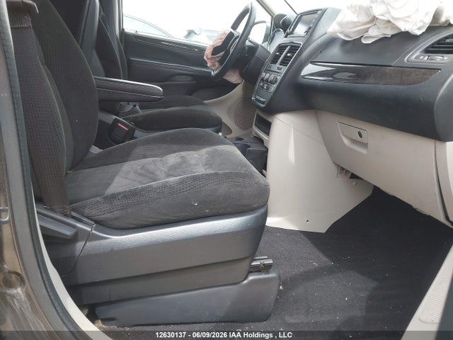 Продажа на аукционе авто 2015 Dodge Grand Caravan Se, vin: 2C4RDGBG4FR744648, номер лота: 12630137