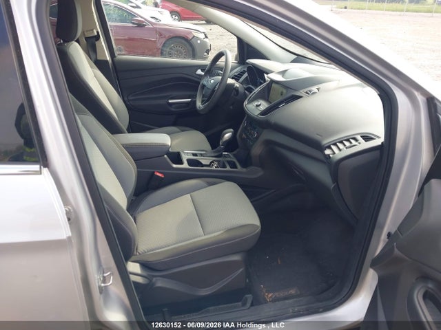 Продажа на аукционе авто 2019 Ford Escape Se, vin: 1FMCU9GDXKUB41051, номер лота: 12630152