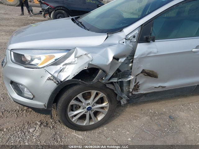 Продажа на аукционе авто 2019 Ford Escape Se, vin: 1FMCU9GDXKUB41051, номер лота: 12630152