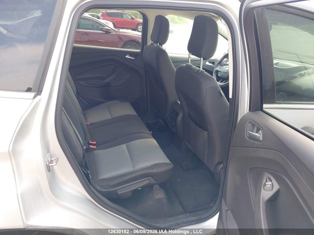Продажа на аукционе авто 2019 Ford Escape Se, vin: 1FMCU9GDXKUB41051, номер лота: 12630152