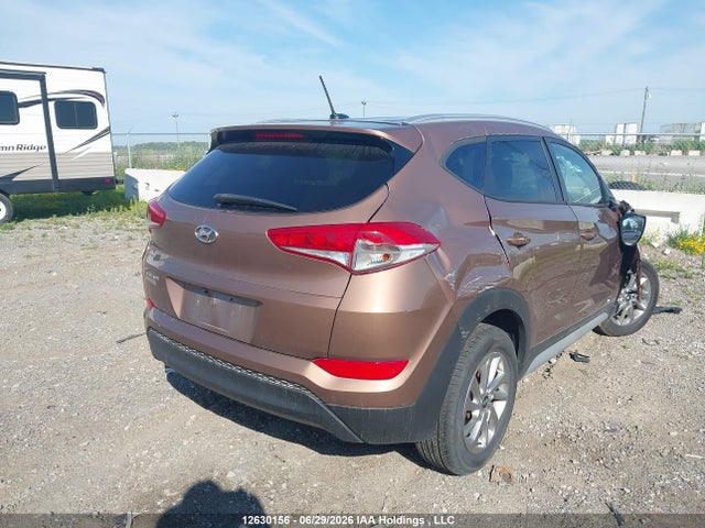 Hyundai Tucson 2017 KM8J33A46HU582054 Image 4