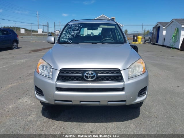 12630187 :رقم المزاد ، 2T3BF4DV8BW115383 vin ، 2011 Toyota Rav4 مزاد بيع