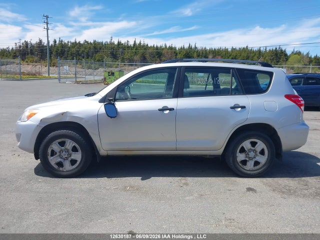 12630187 :رقم المزاد ، 2T3BF4DV8BW115383 vin ، 2011 Toyota Rav4 مزاد بيع