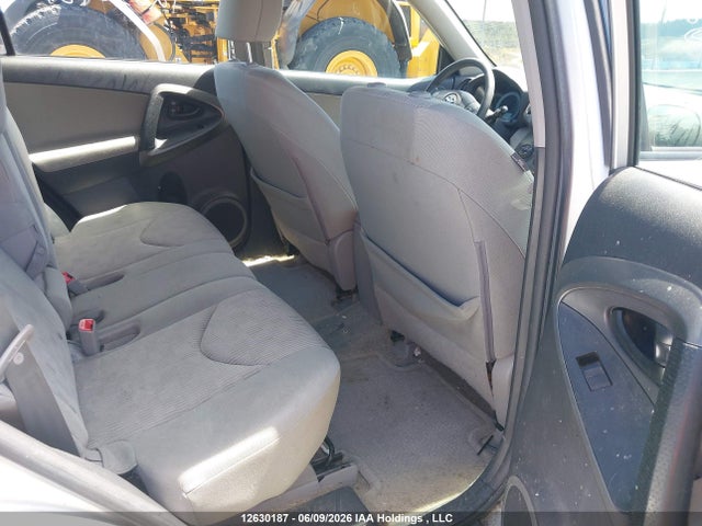 12630187 :رقم المزاد ، 2T3BF4DV8BW115383 vin ، 2011 Toyota Rav4 مزاد بيع