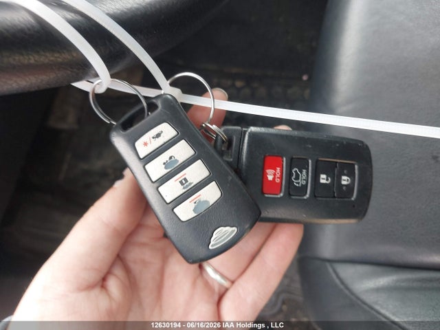 2013 Toyota Rav4 Limited მანქანა იყიდება აუქციონზე, vin: 2T3DFREV9DW041379, აუქციონის ნომერი: 12630194