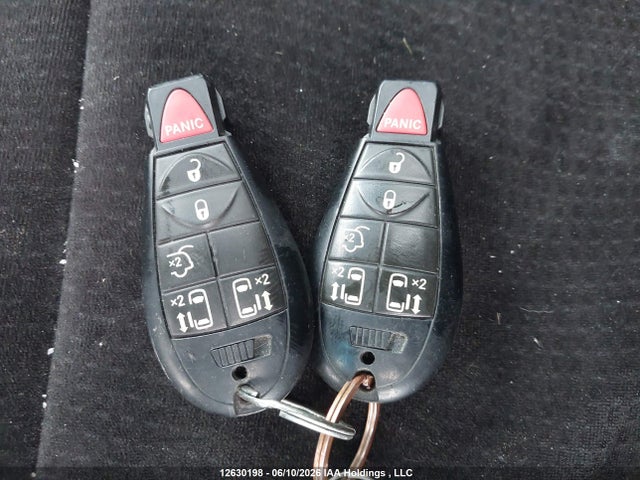 Продажа на аукционе авто 2013 Chrysler Town & Country Touring, vin: 2C4RC1BG8DR758890, номер лота: 12630198