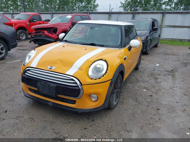 Mini 3 Door Cooper 2015 WMWXM5C59FT940714 Image 2