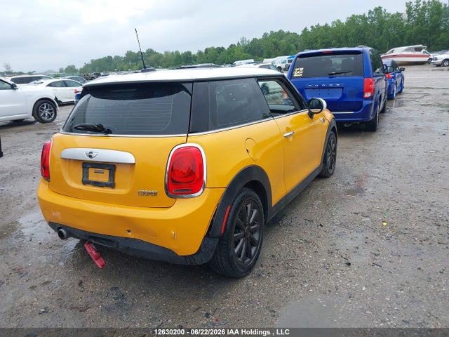 Mini 3 Door Cooper 2015 WMWXM5C59FT940714 Image 4