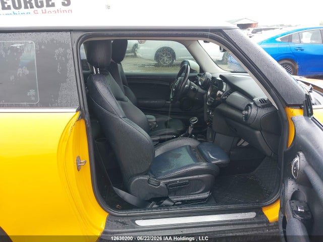 Mini 3 Door Cooper 2015 WMWXM5C59FT940714 Image 5