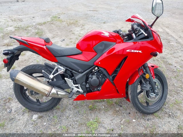Honda Cbr300 Ra 2015 MLHNC5161F5100467 Image 12