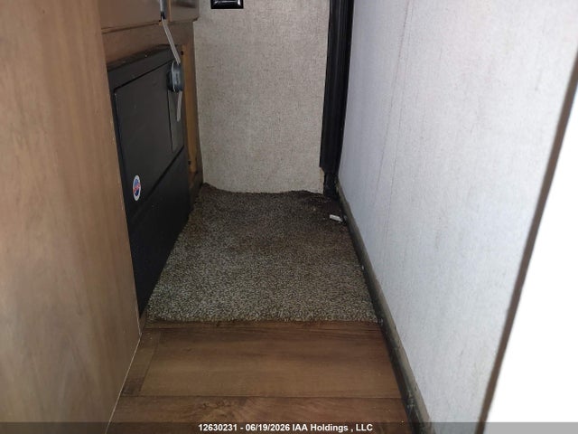 Forest River Forest River 2018 5ZT2CAXB1JU028847 Image 15