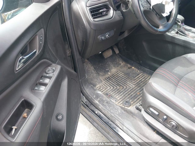 Продажа на аукционе авто 2022 Chevrolet Equinox Rs, vin: 2GNAXWEV6N6150384, номер лота: 12630236