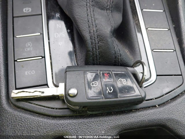12630256 :رقم المزاد ، 3VWC57BU0MM044880 vin ، 2021 Volkswagen Jetta Comfortline مزاد بيع