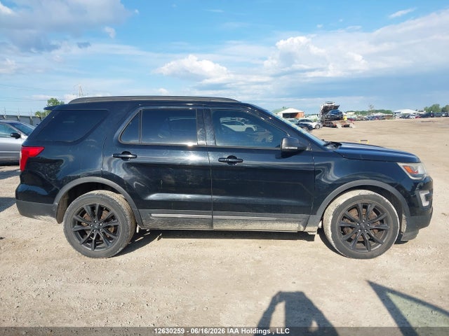 12630259 :رقم المزاد ، 1FM5K8D87HGC15890 vin ، 2017 Ford Explorer Xlt مزاد بيع