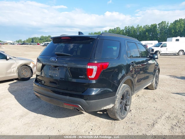 12630259 :رقم المزاد ، 1FM5K8D87HGC15890 vin ، 2017 Ford Explorer Xlt مزاد بيع