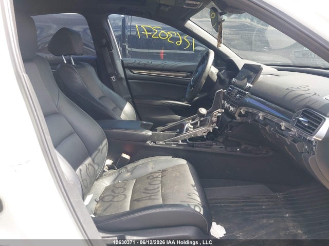 1HGCV2E38JA800524 Honda Accord Sport 2.0t