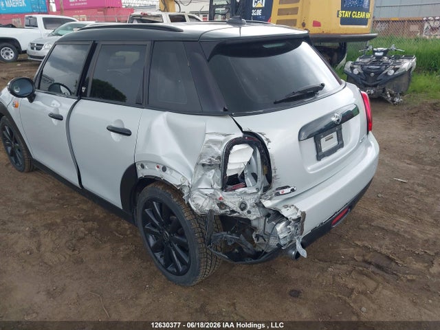 Mini 5 Door Cooper 2015 WMWXS5C5XFT832236 Image 6
