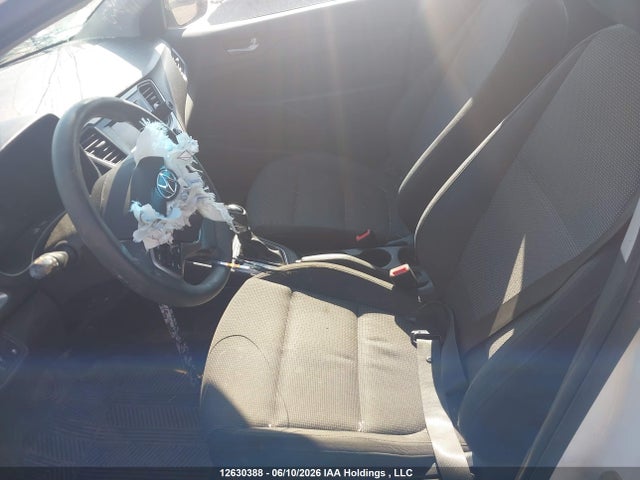 Hyundai Accent Le 2018 3KPC25A33JE038019 Image 16