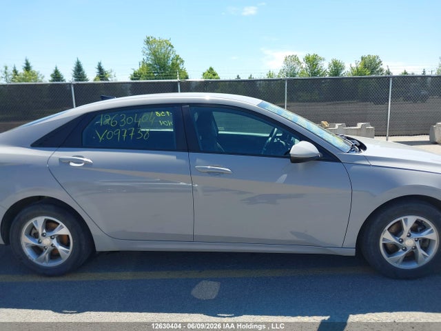 2021 Hyundai Elantra მანქანა იყიდება აუქციონზე, vin: KMHLM4AGXMU097738, აუქციონის ნომერი: 12630404