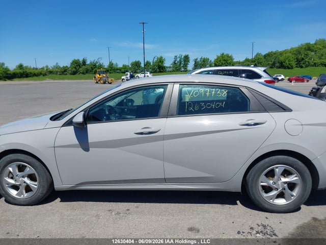 2021 Hyundai Elantra მანქანა იყიდება აუქციონზე, vin: KMHLM4AGXMU097738, აუქციონის ნომერი: 12630404