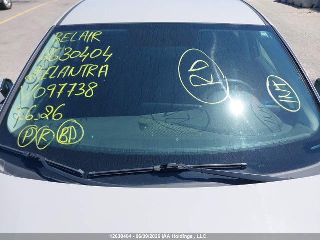 2021 Hyundai Elantra მანქანა იყიდება აუქციონზე, vin: KMHLM4AGXMU097738, აუქციონის ნომერი: 12630404