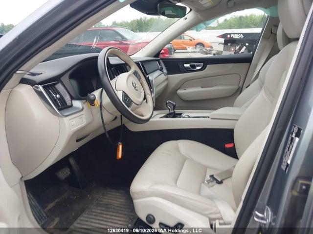 LYVA22RK7MB791215 Volvo Xc60 T6 Momentum