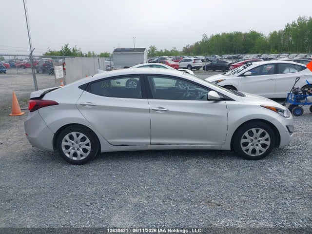 5NPDH4AE1FH630990 Hyundai ELANTRA GL