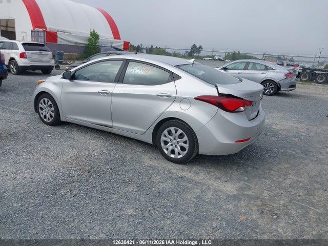 5NPDH4AE1FH630990 Hyundai ELANTRA GL
