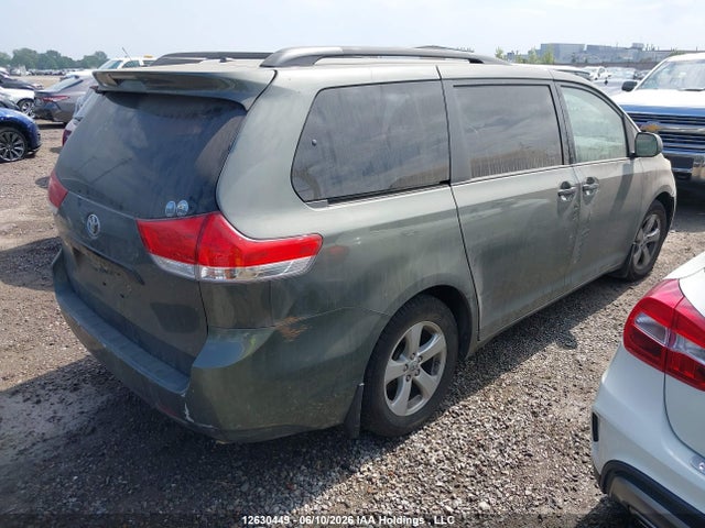 2012 Toyota Sienna მანქანა იყიდება აუქციონზე, vin: 5TDZK3DC8CS194799, აუქციონის ნომერი: 12630449