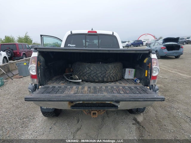 12630452 :رقم المزاد ، 5TFMU4FNXEX022327 vin ، 2014 Toyota Tacoma V6 مزاد بيع