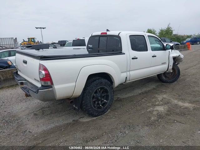 12630452 :رقم المزاد ، 5TFMU4FNXEX022327 vin ، 2014 Toyota Tacoma V6 مزاد بيع