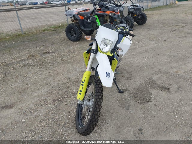 Husqvarna 701 Enduro 2023 VBKUEV402PM742637 Image 5
