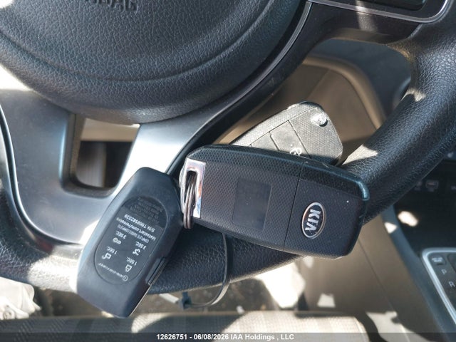 KNDPM3ACXJ7481235 KIA Sportage Lx