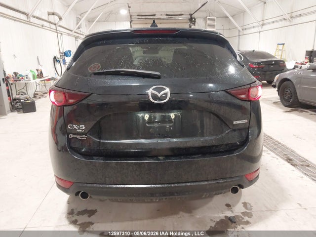 12597310 :رقم المزاد ، JM3KFBCM9M1113082 vin ، 2021 Mazda Cx-5 Gs/kuro Edition/signature مزاد بيع