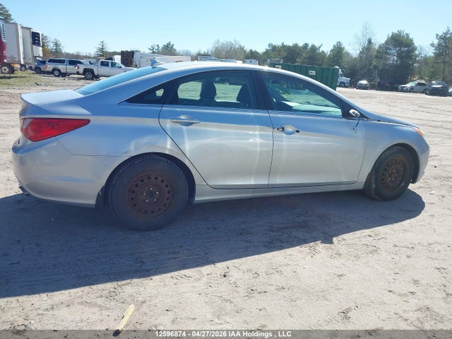 12596874 :رقم المزاد ، 5NPEC4AC7DH810392 vin ، 2013 Hyundai Sonata Se مزاد بيع