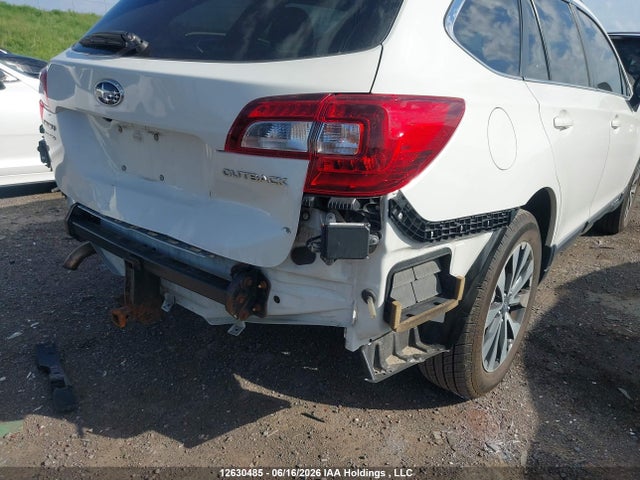 Subaru Outback 2.5i Limited 2015 4S4BSCNC1F3359660 Image 17