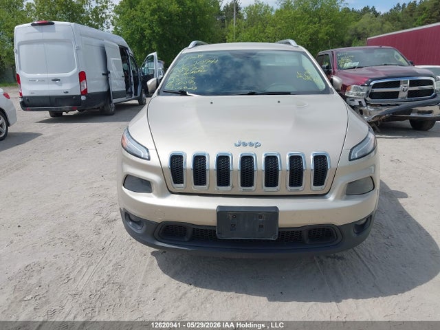 2014 Jeep Cherokee North მანქანა იყიდება აუქციონზე, vin: 1C4PJLCB3EW299725, აუქციონის ნომერი: 12620941