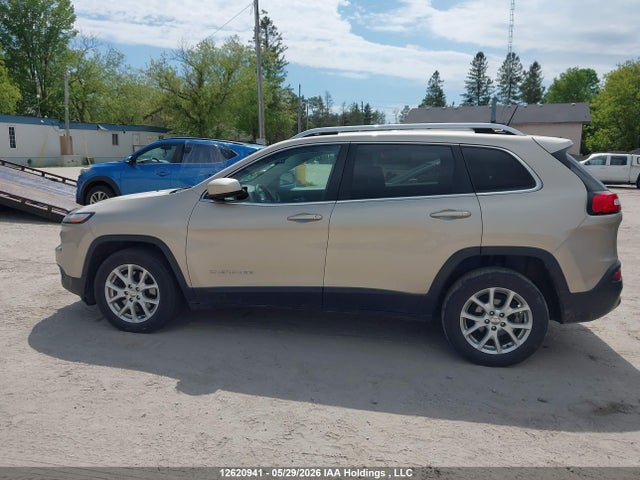 2014 Jeep Cherokee North მანქანა იყიდება აუქციონზე, vin: 1C4PJLCB3EW299725, აუქციონის ნომერი: 12620941