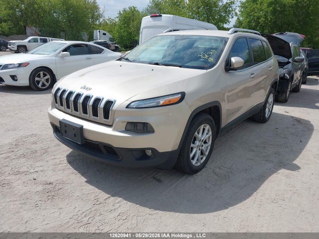 2014 Jeep Cherokee North მანქანა იყიდება აუქციონზე, vin: 1C4PJLCB3EW299725, აუქციონის ნომერი: 12620941