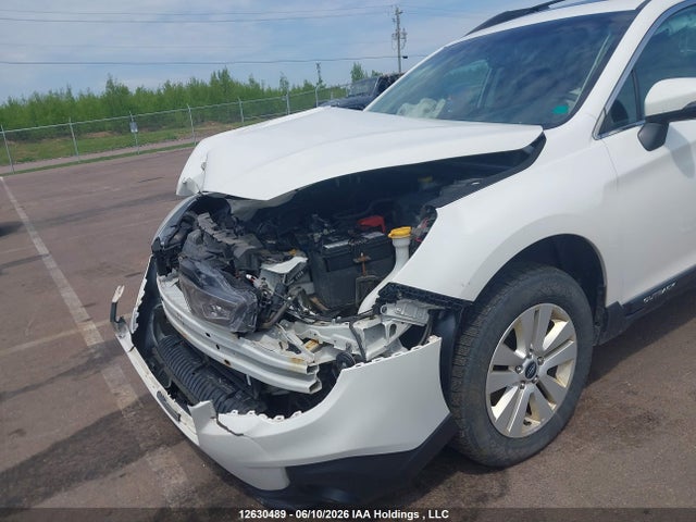 Subaru Outback 2.5i Premium 2018 4S4BSDDC2J3343855 Image 6