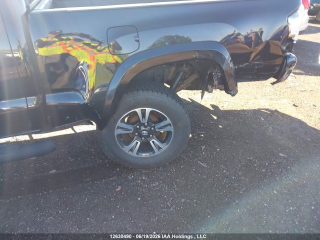 Aukcja sprzedaży 2017 Toyota Tacoma Dbl Cab/sr5/trd Sport/or, vin: 5TFDZ5BN5HX017179, numer aukcji: 12630490