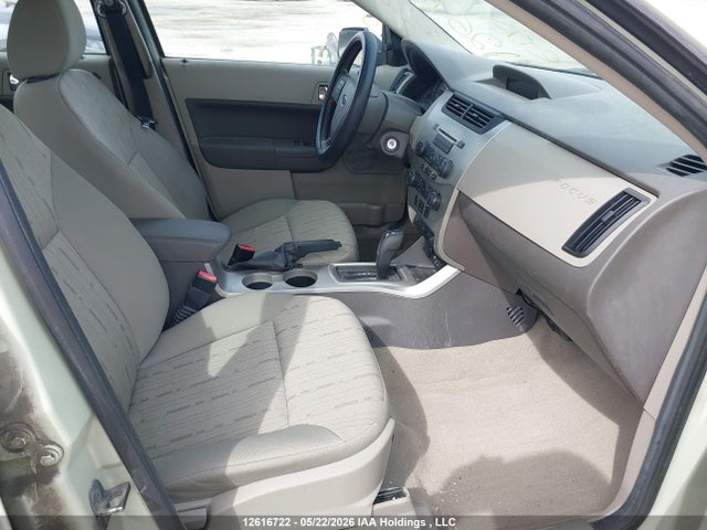 12616722 :رقم المزاد ، 1FAHP3FN6AW220878 vin ، 2010 Ford Focus Se مزاد بيع