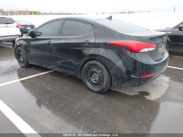 12610119 :رقم المزاد ، KMHDH4AH9FU418317 vin ، 2015 Hyundai Elantra Gls مزاد بيع