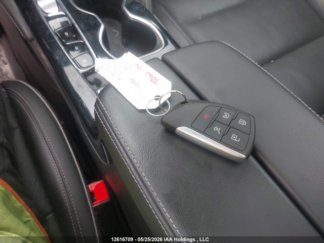 LRBFZPR45MD183956 Buick Envision Essence