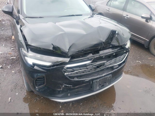 LRBFZPR45MD183956 Buick Envision Essence