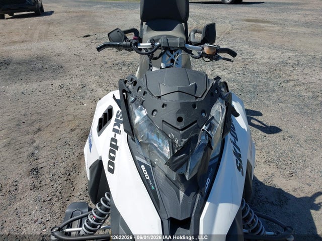 2BPSETJA2JV000406 Skidoo Skidoo